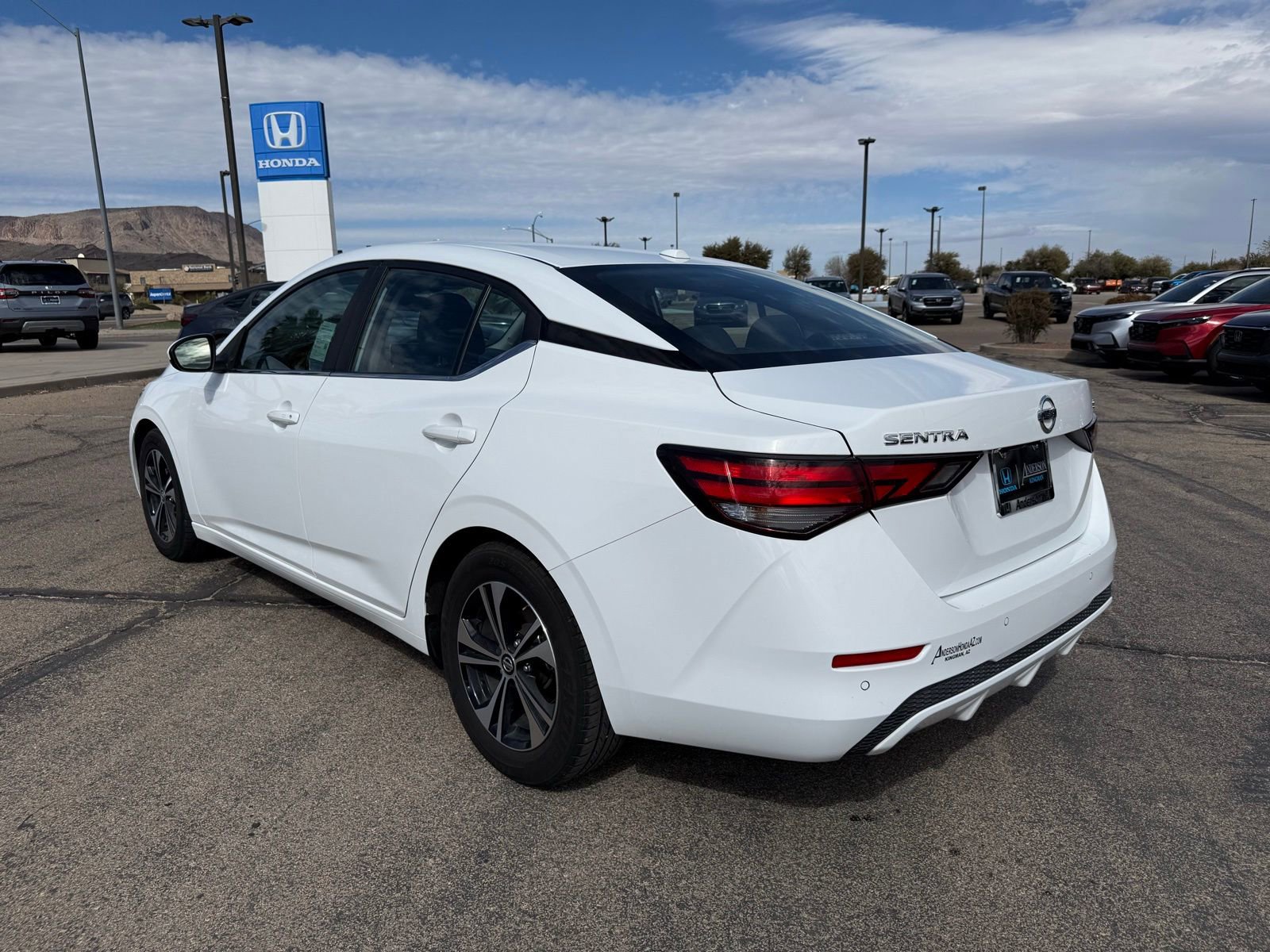 Used 2022 Nissan Sentra SV image 7
