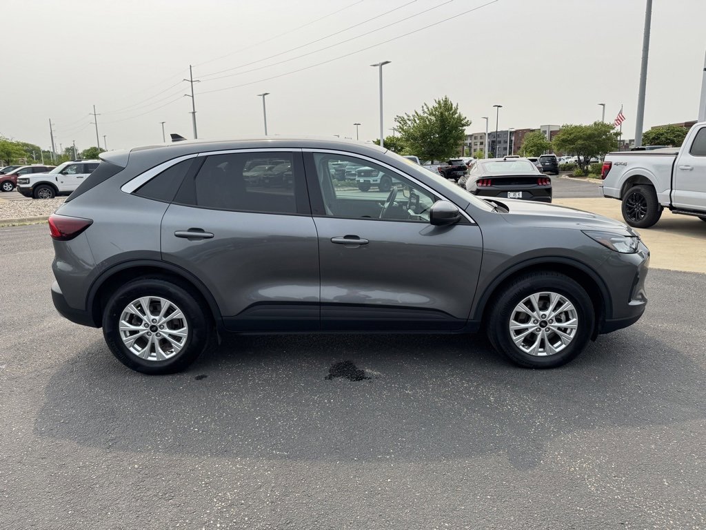 Used 2023 Ford Escape Active w/ Tech Pack #2 image 3