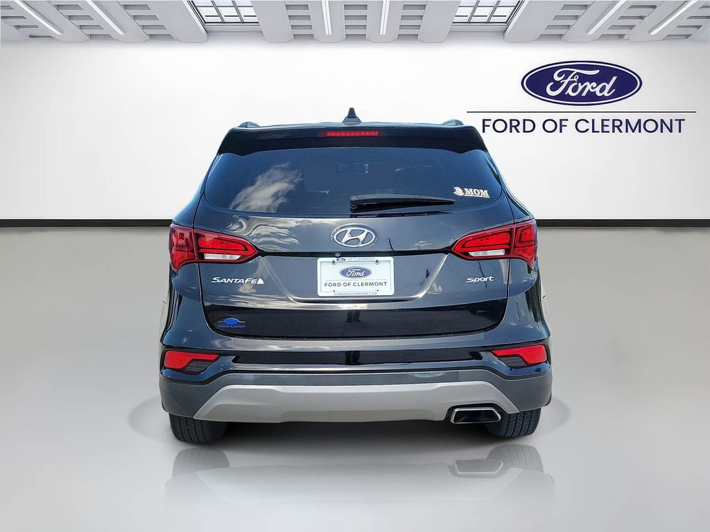 Used 2017 Hyundai Santa Fe Sport FWD image 4