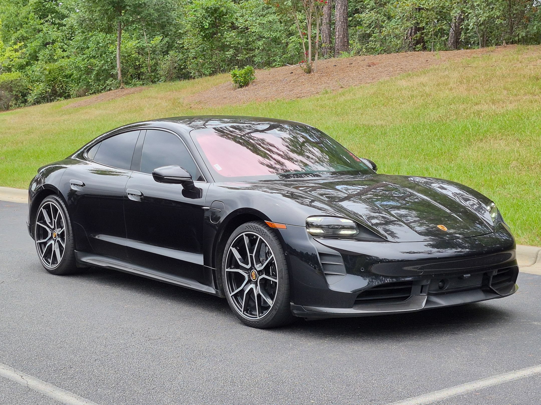 Certified 2022 Porsche Taycan Turbo S AWD/4WD image 29