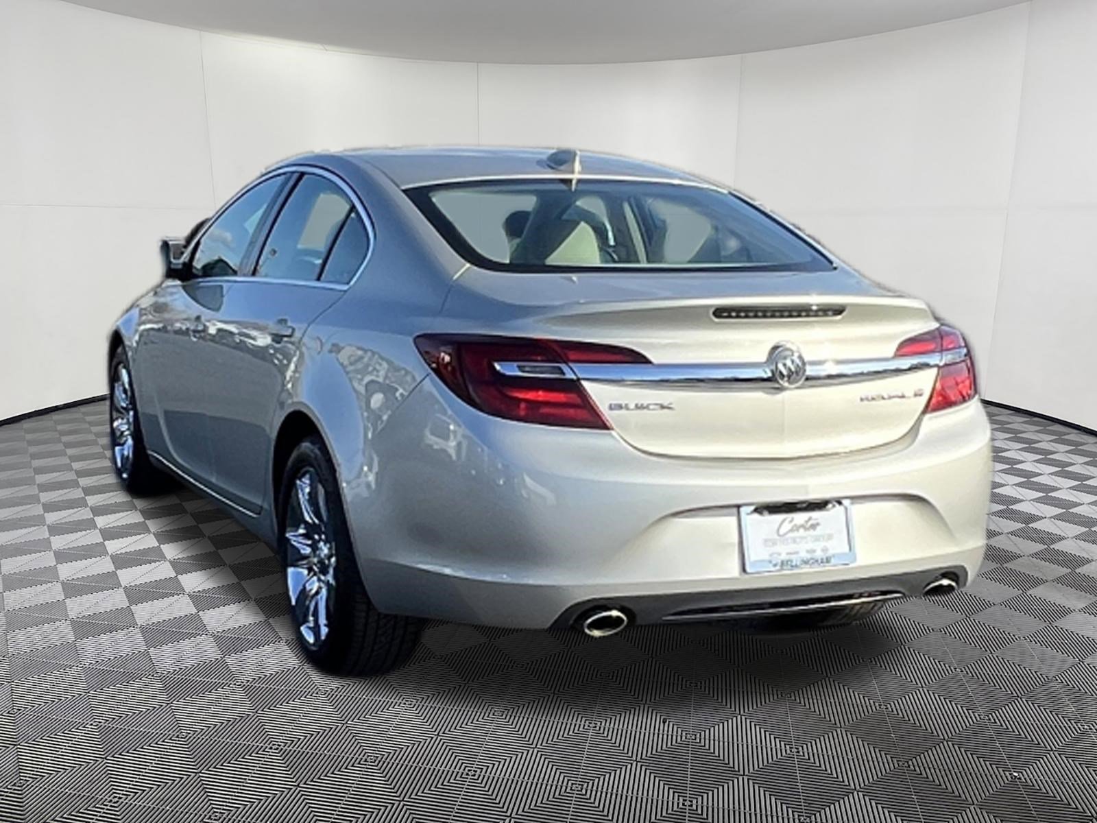 Used 2016 Buick Regal image 4