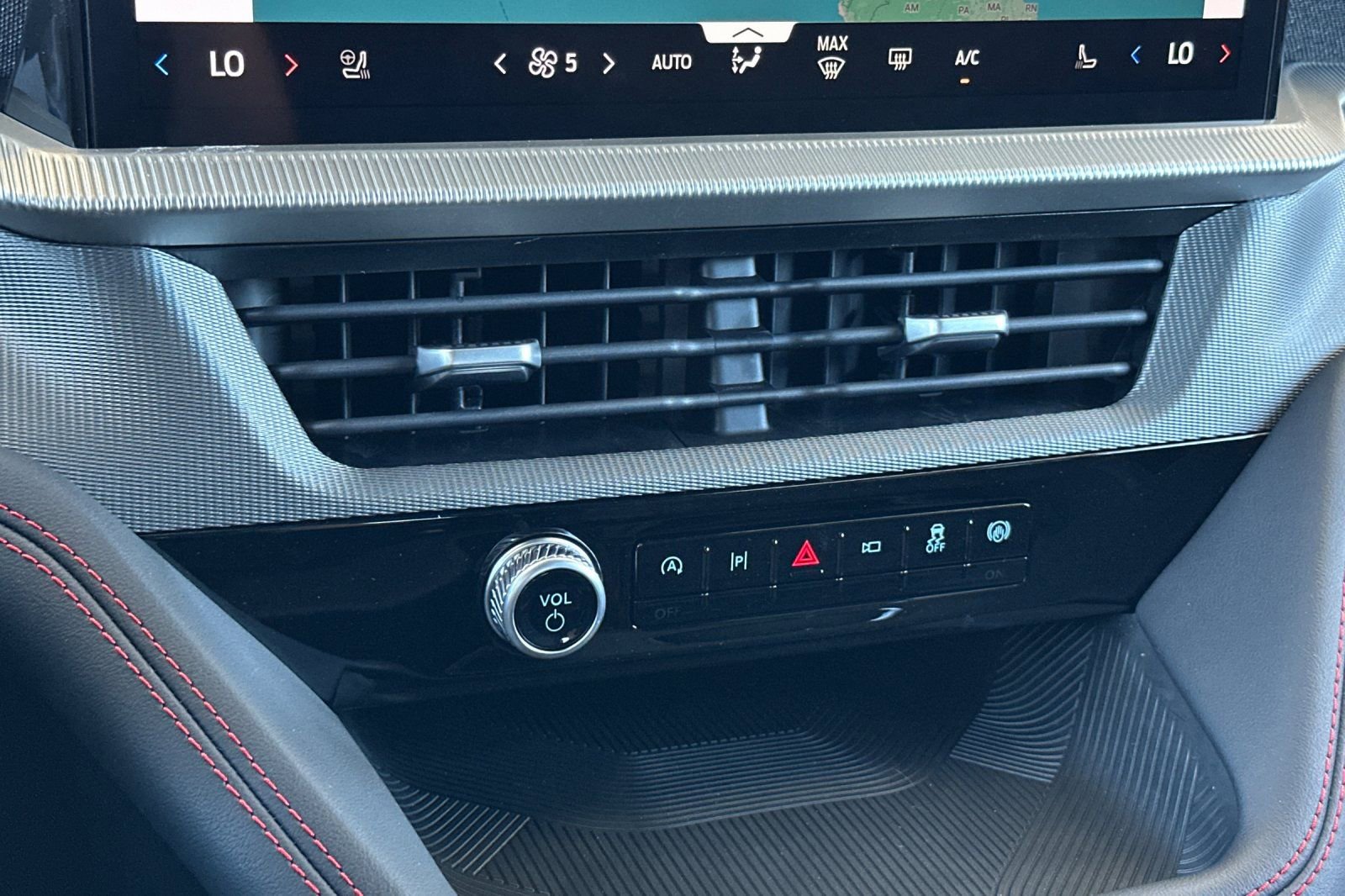 New 2025 Ford Explorer ST-Line image 21