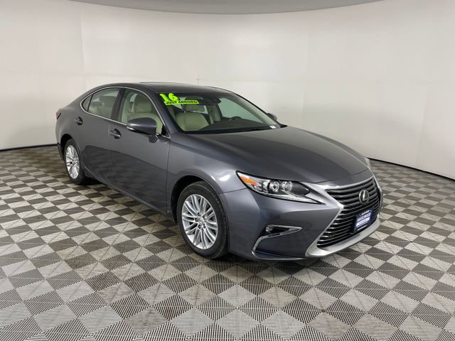 Used 2016 Lexus ES 350 w/ Premium Package w/Wood Trim image 26