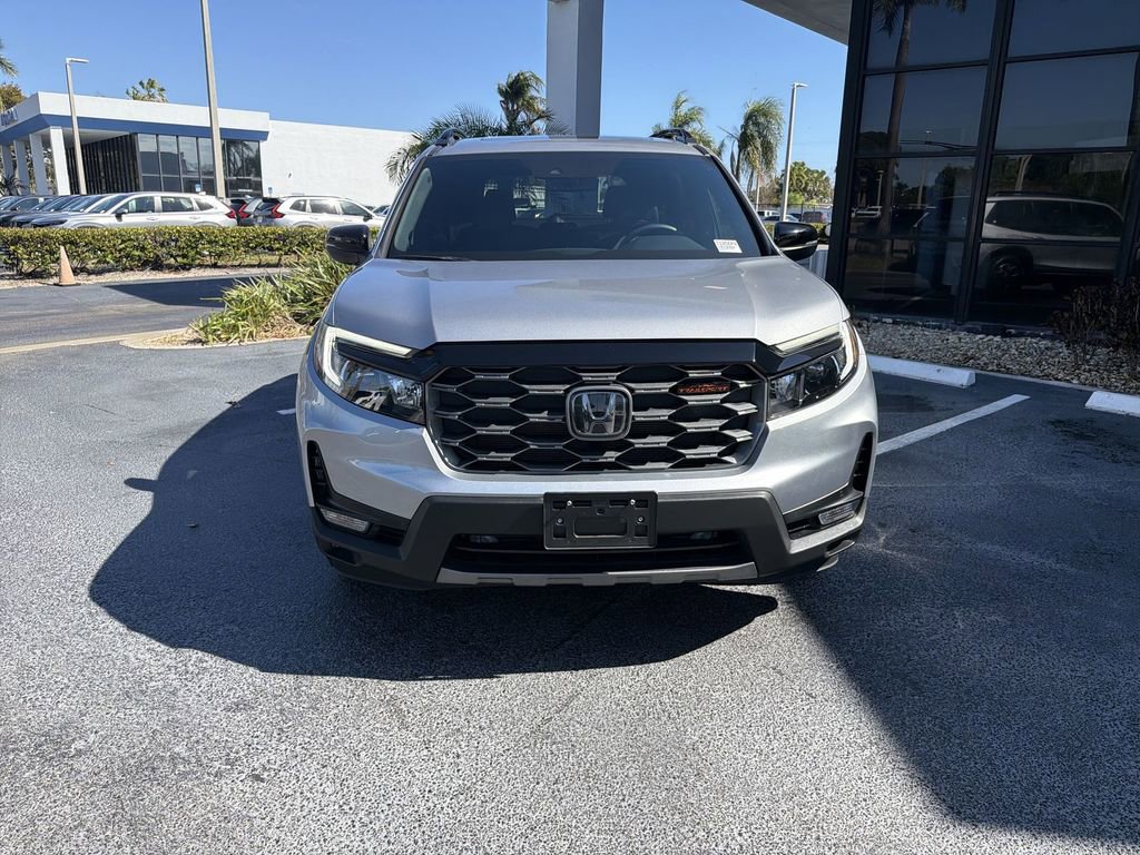 Certified 2023 Honda Passport TrailSport image 3