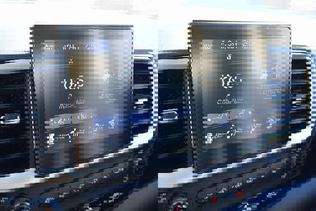 New 2026 Hyundai Venue SEL image 3