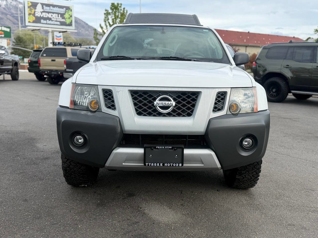 Used 2010 Nissan Xterra S image 24