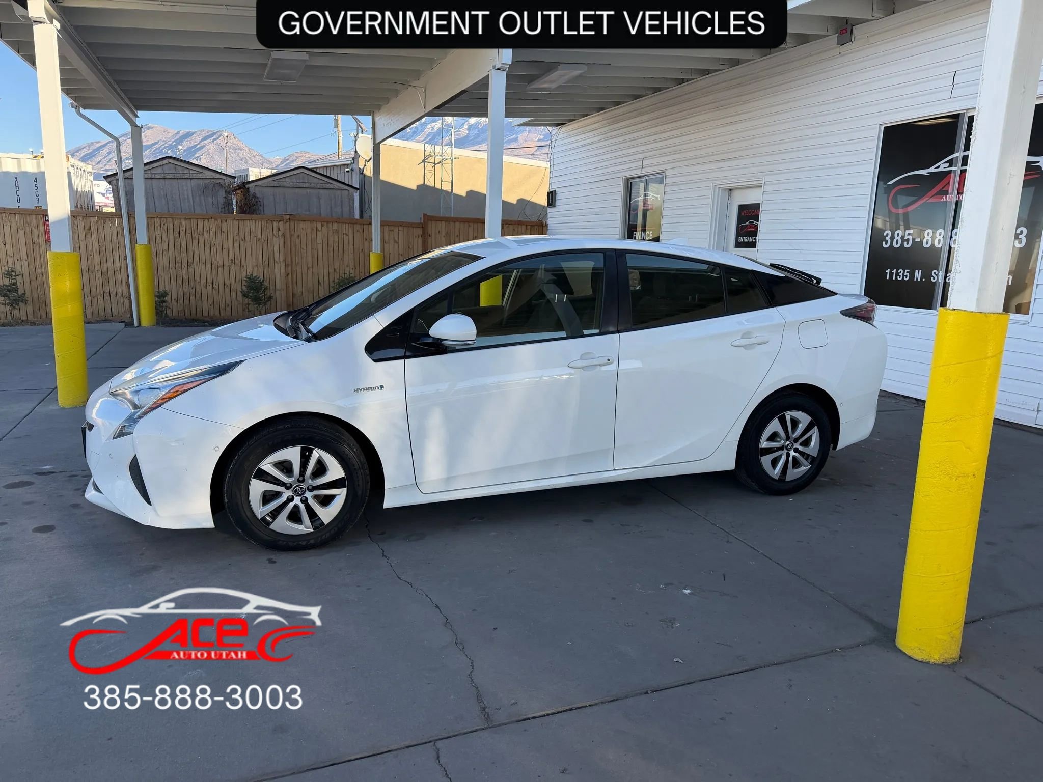Used 2017 Toyota Prius Two image 10