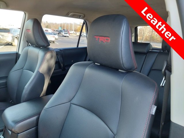 Used 2024 Toyota 4Runner TRD Off-Road Premium image 6