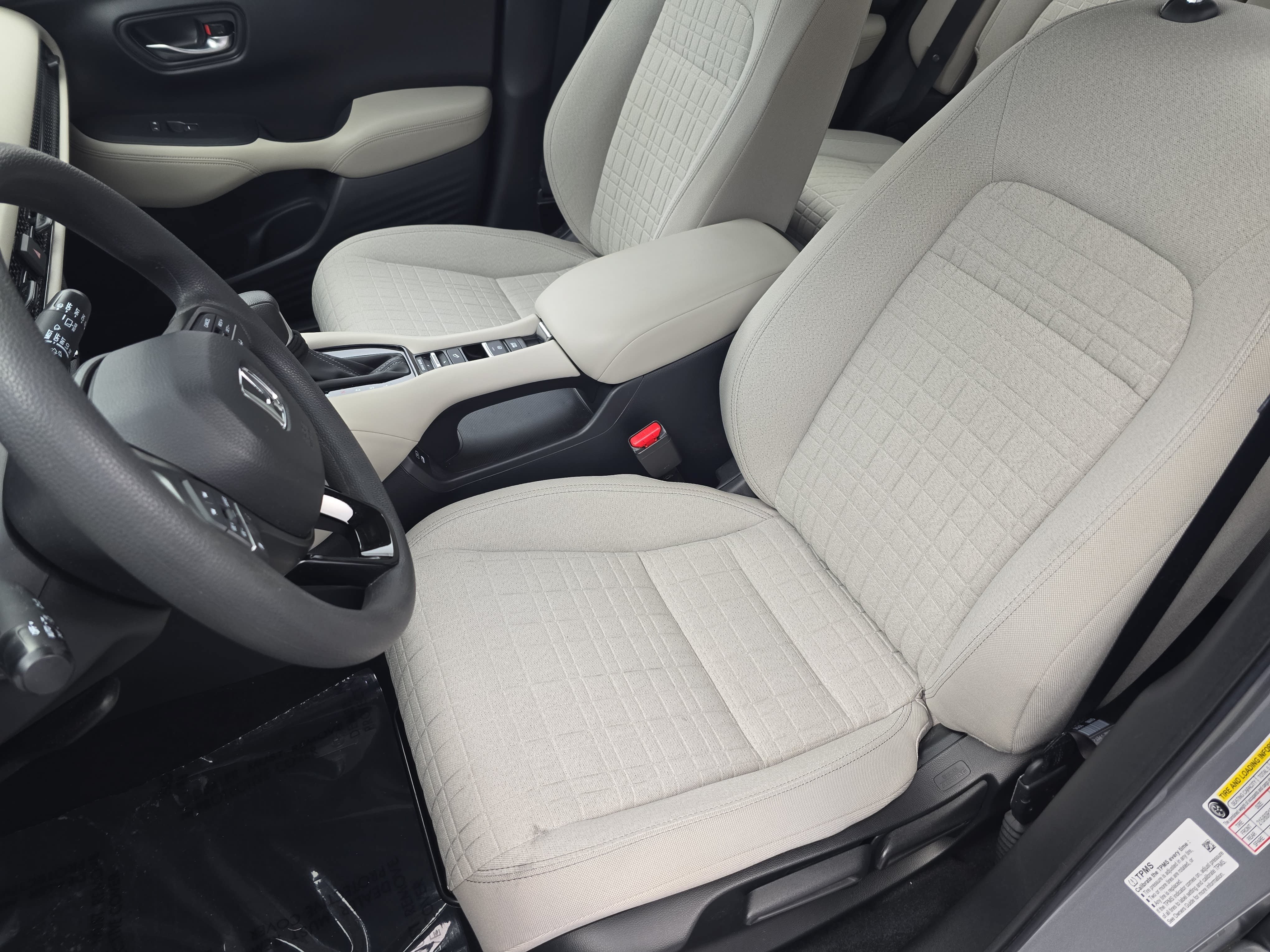 Used 2024 Honda HR-V LX image 14