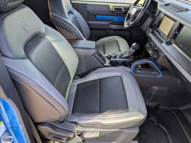 Used 2021 Ford Bronco Black Diamond w/ Sasquatch Package image 19