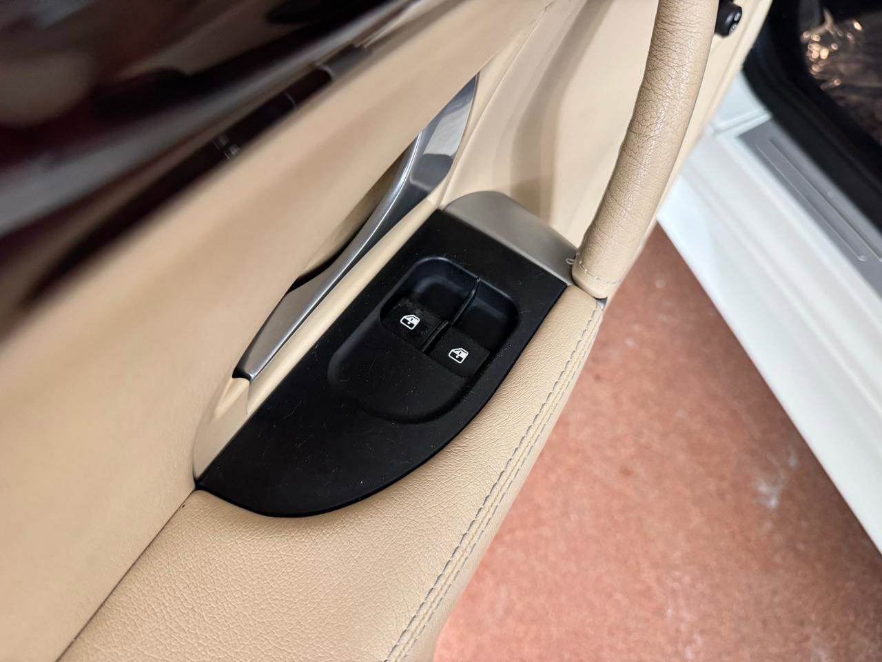 Used 2012 Maserati GranTurismo S image 17