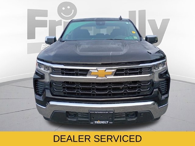 Used 2025 Chevrolet Silverado 1500 LT AWD/4WD image 2