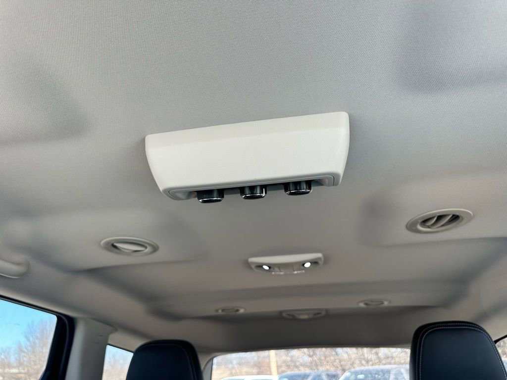 Used 2015 Dodge Journey Crossroad w/ Flexible Seating Group image 30