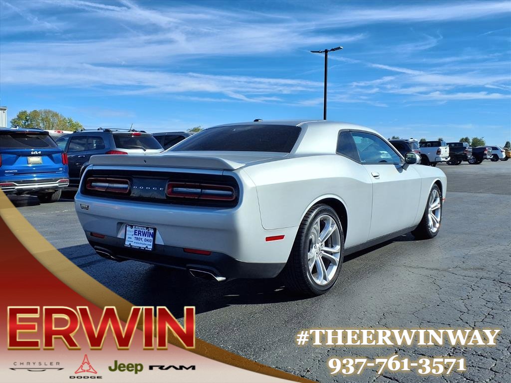 Certified 2022 Dodge Challenger R/T image 3