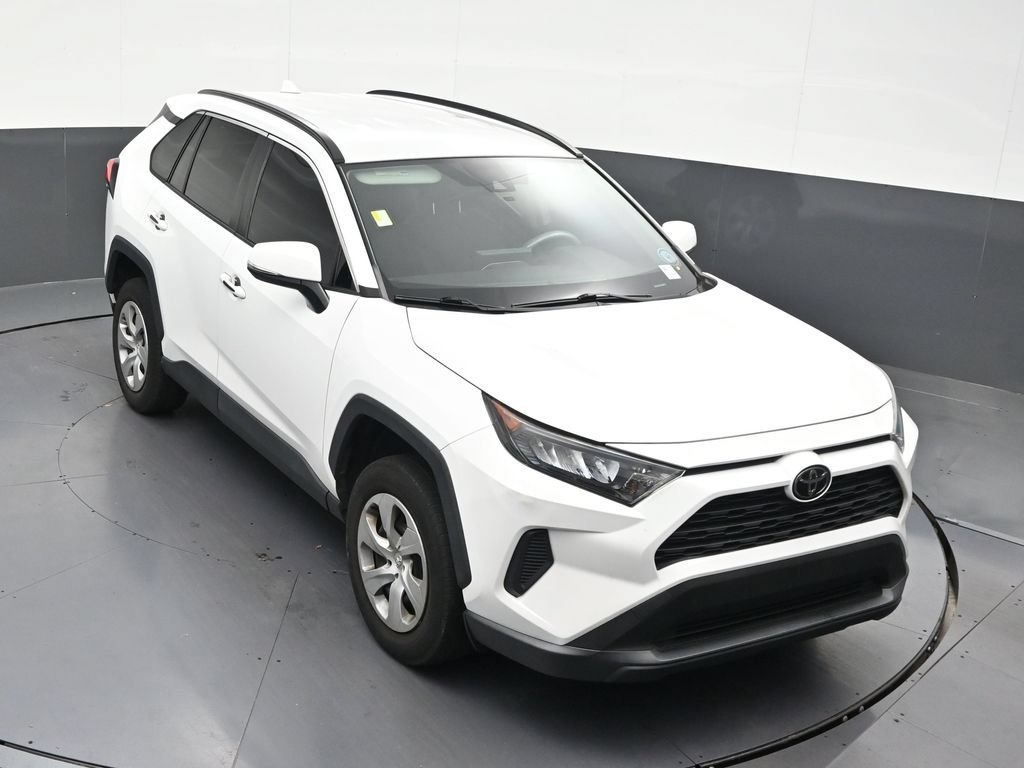 Used 2020 Toyota RAV4 LE FWD image 21