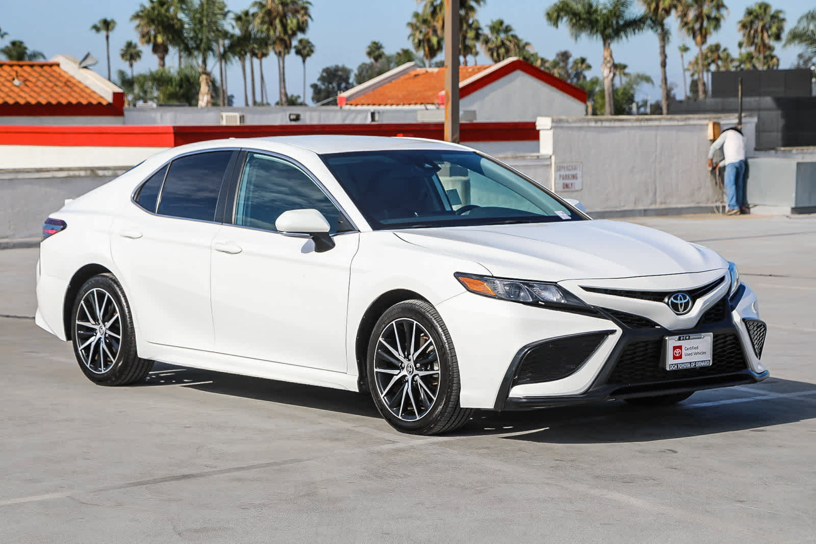 Certified 2023 Toyota Camry SE image 5