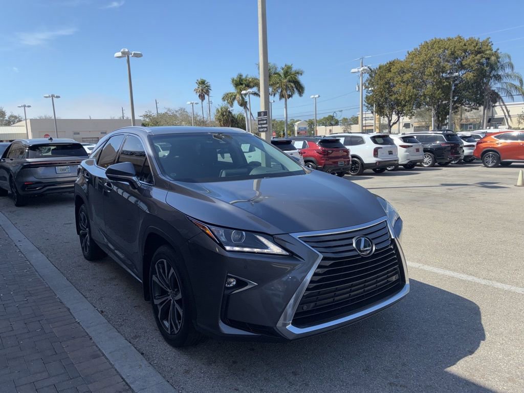 Used 2018 Lexus RX 350 FWD w/ Premium Package image 2