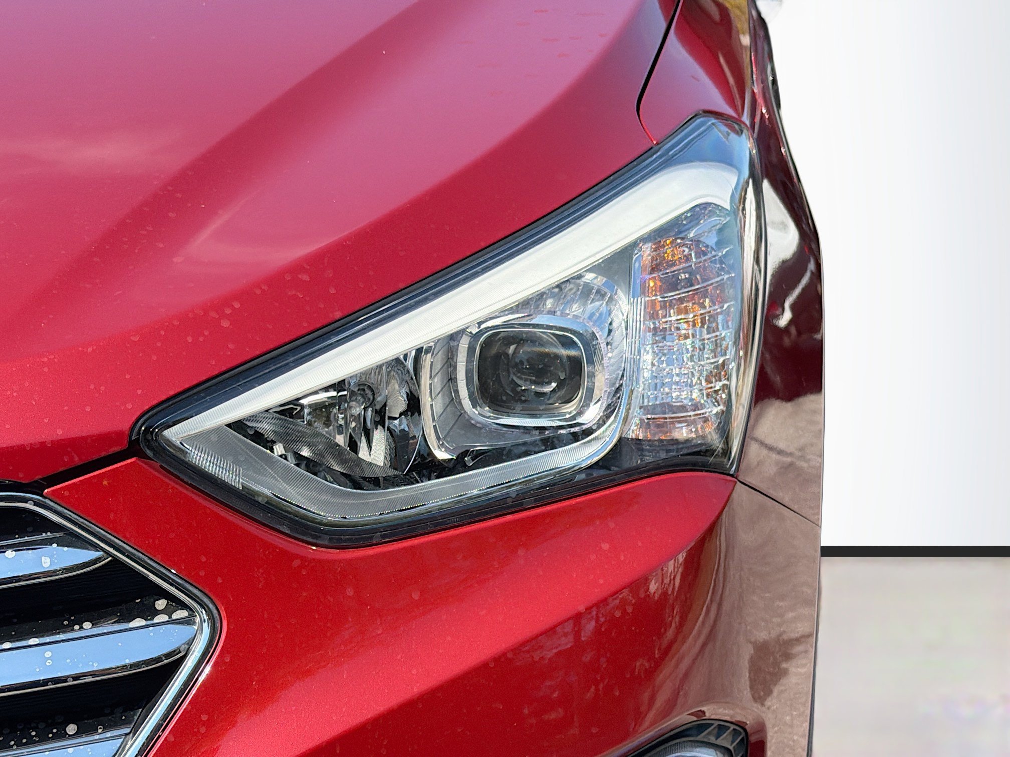 Used 2014 Hyundai Santa Fe GLS image 9