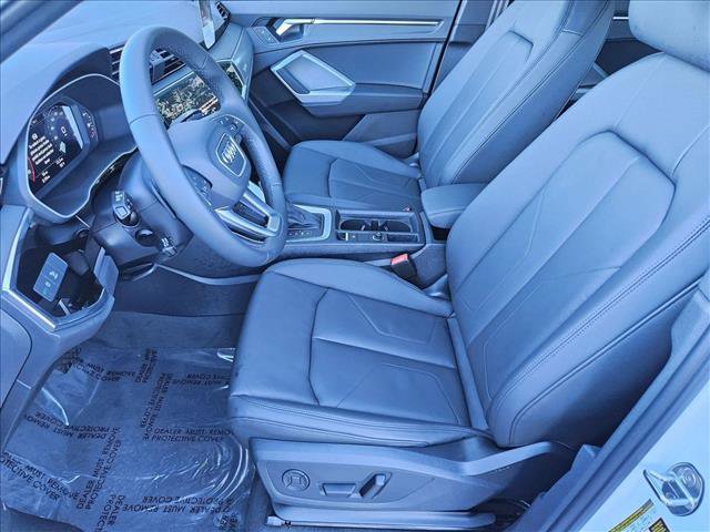 New 2025 Audi Q3 2.0T Premium image 4
