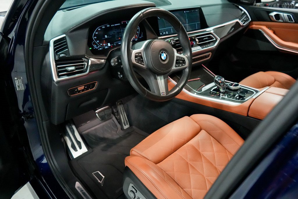 Used 2023 BMW X5 M50i w/ Executive Package image 9