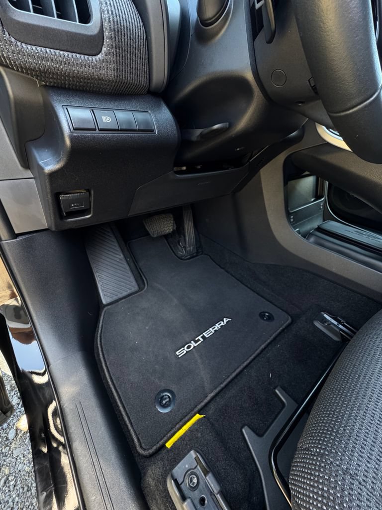 Certified 2023 Subaru Solterra AWD image 14