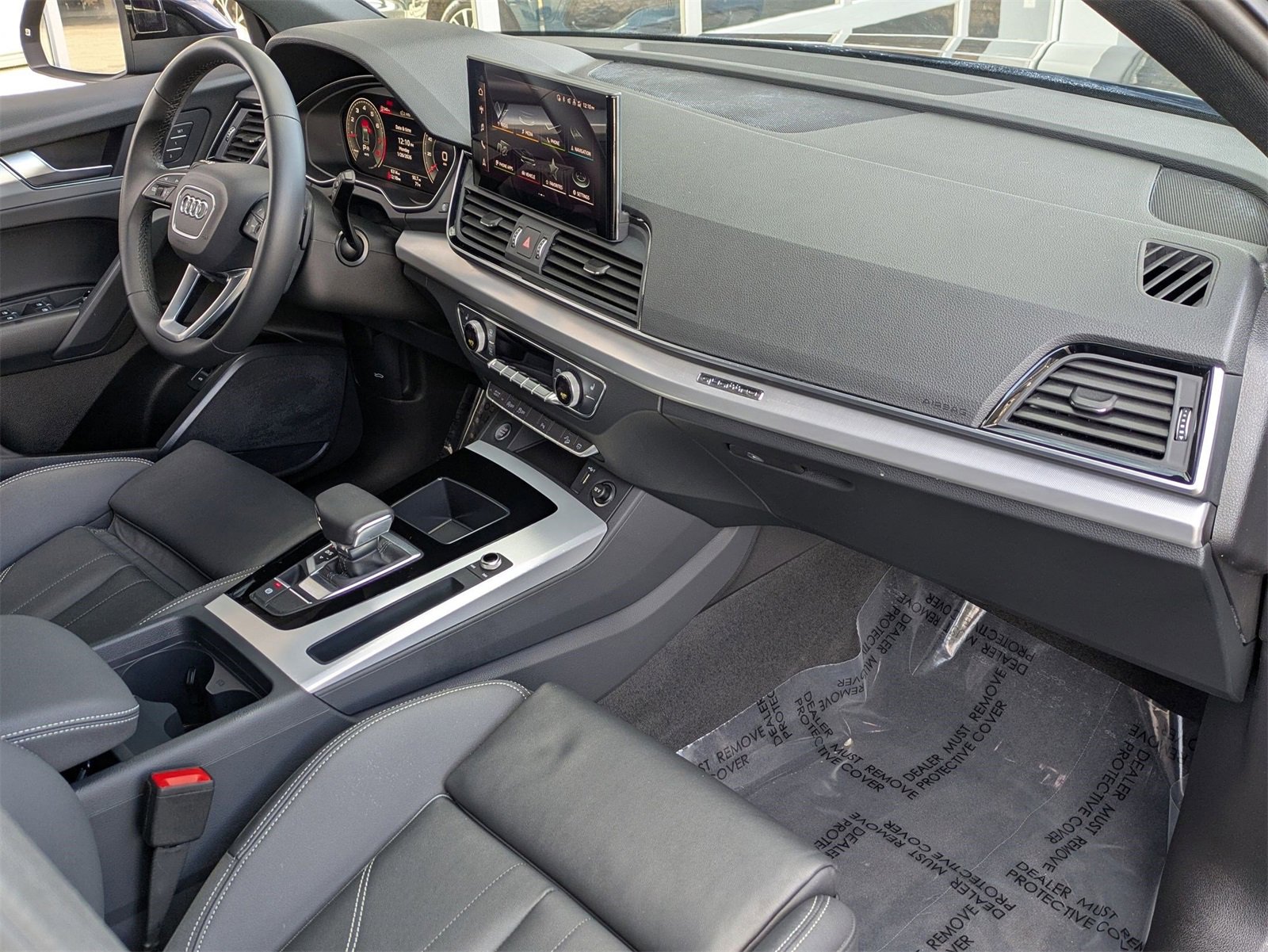 Used 2024 Audi Q5 2.0T Premium w/ Summer of Audi Package image 21