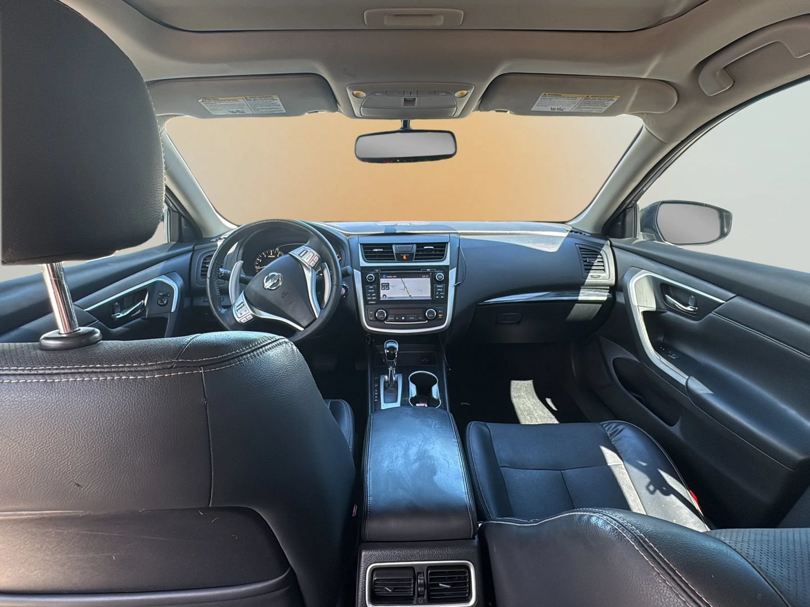 Used 2016 Nissan Altima 3.5 SL FWD image 13