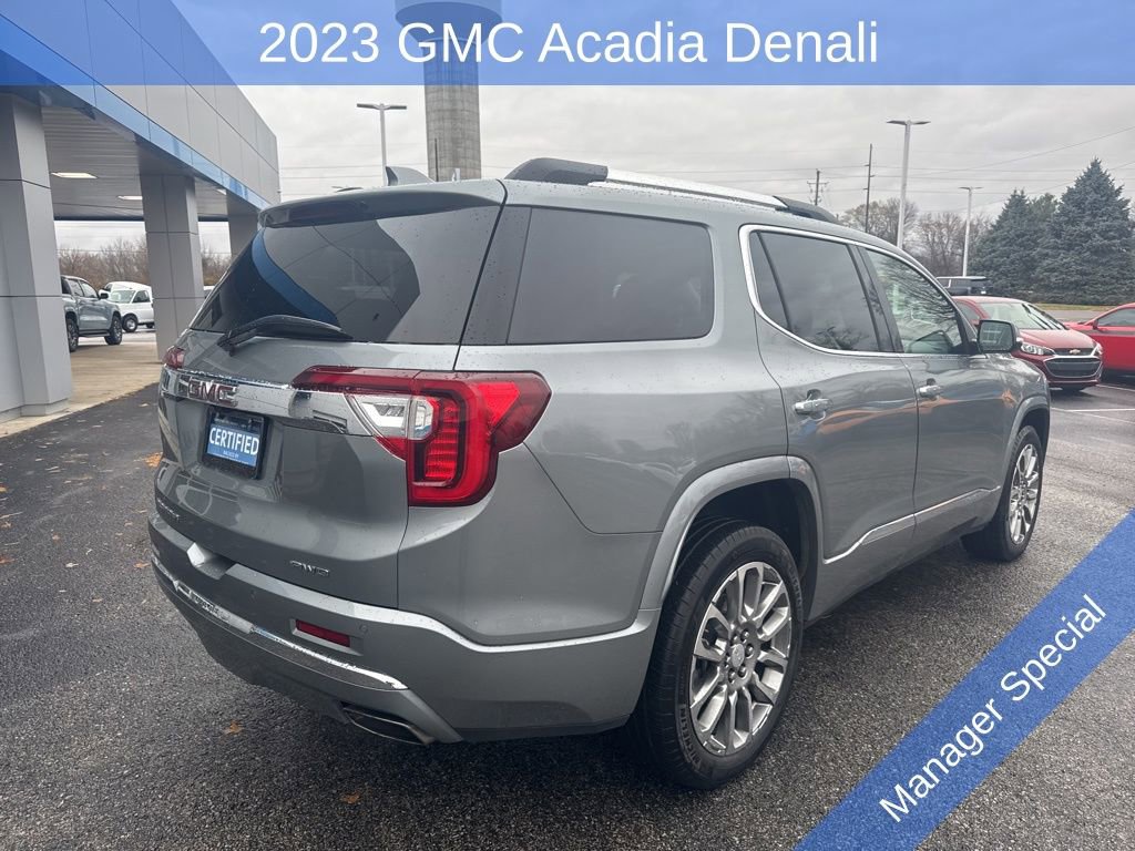 Used 2023 GMC Acadia Denali w/ Denali Ultimate Package image 3
