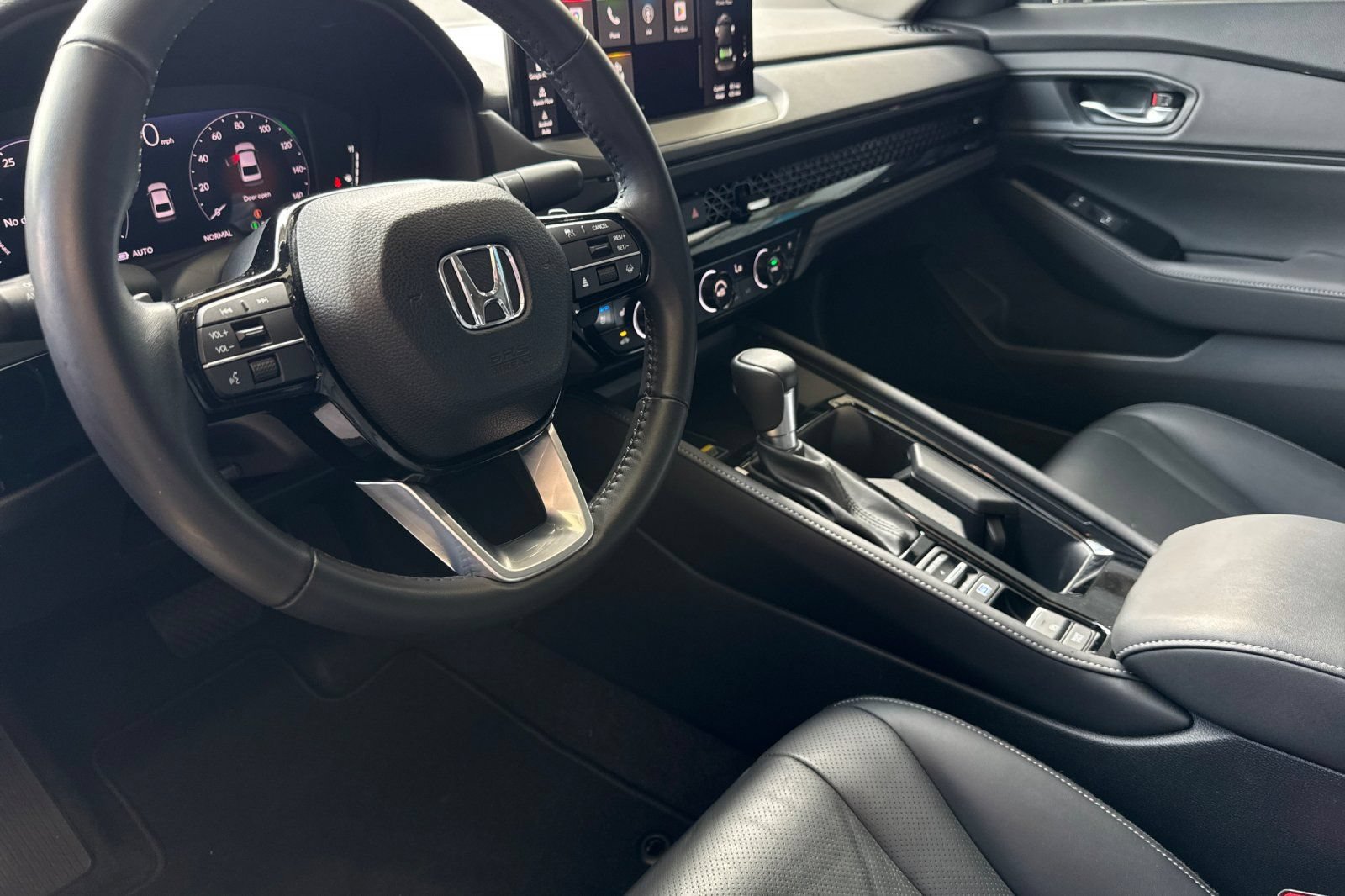 Certified 2024 Honda Accord Touring image 7