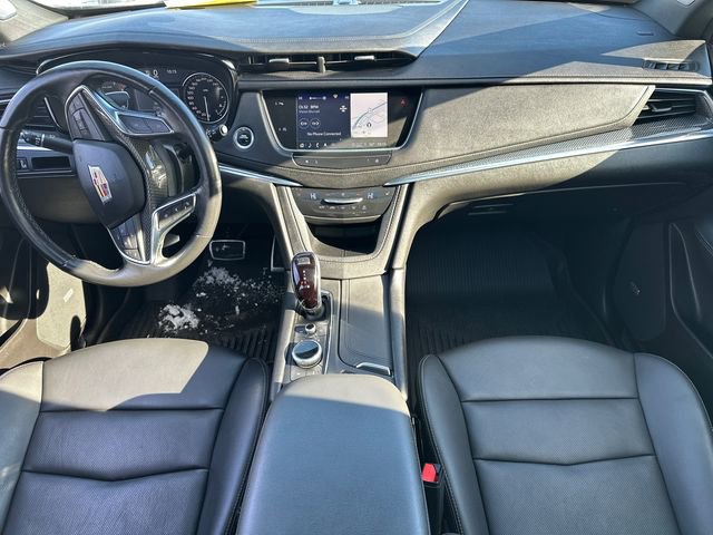 Used 2024 Cadillac XT5 Sportv w/ LPO, Floor Liner Package image 24