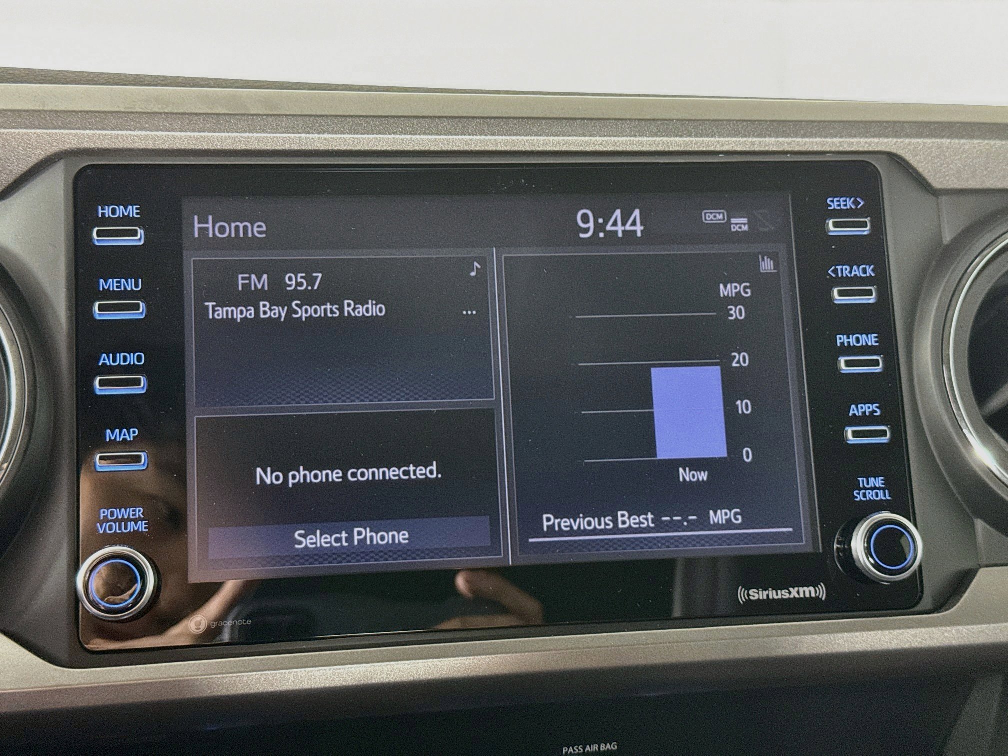 Used 2020 Toyota Tacoma SR5 RWD image 16