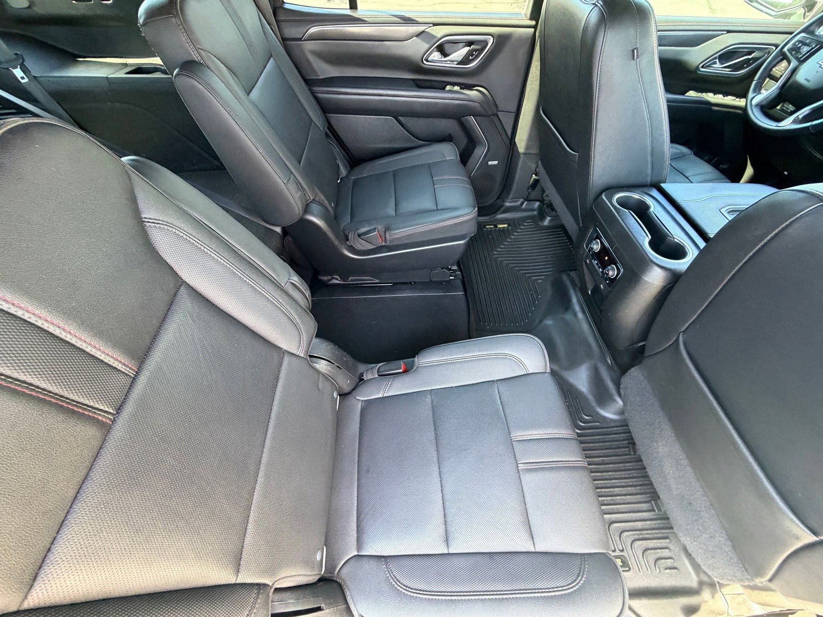 Used 2022 Chevrolet Tahoe RST w/ Sport Performance Package RWD image 12