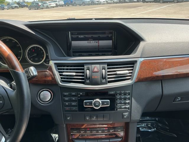 Used 2013 Mercedes-Benz E 350 4MATIC Sedan image 14