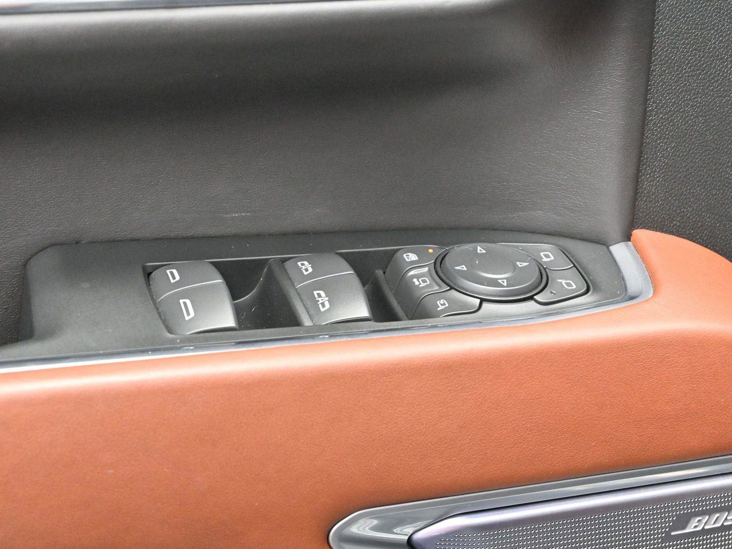 Used 2024 GMC Sierra 2500 Denali Ultimate w/ Max Trailering Package image 12