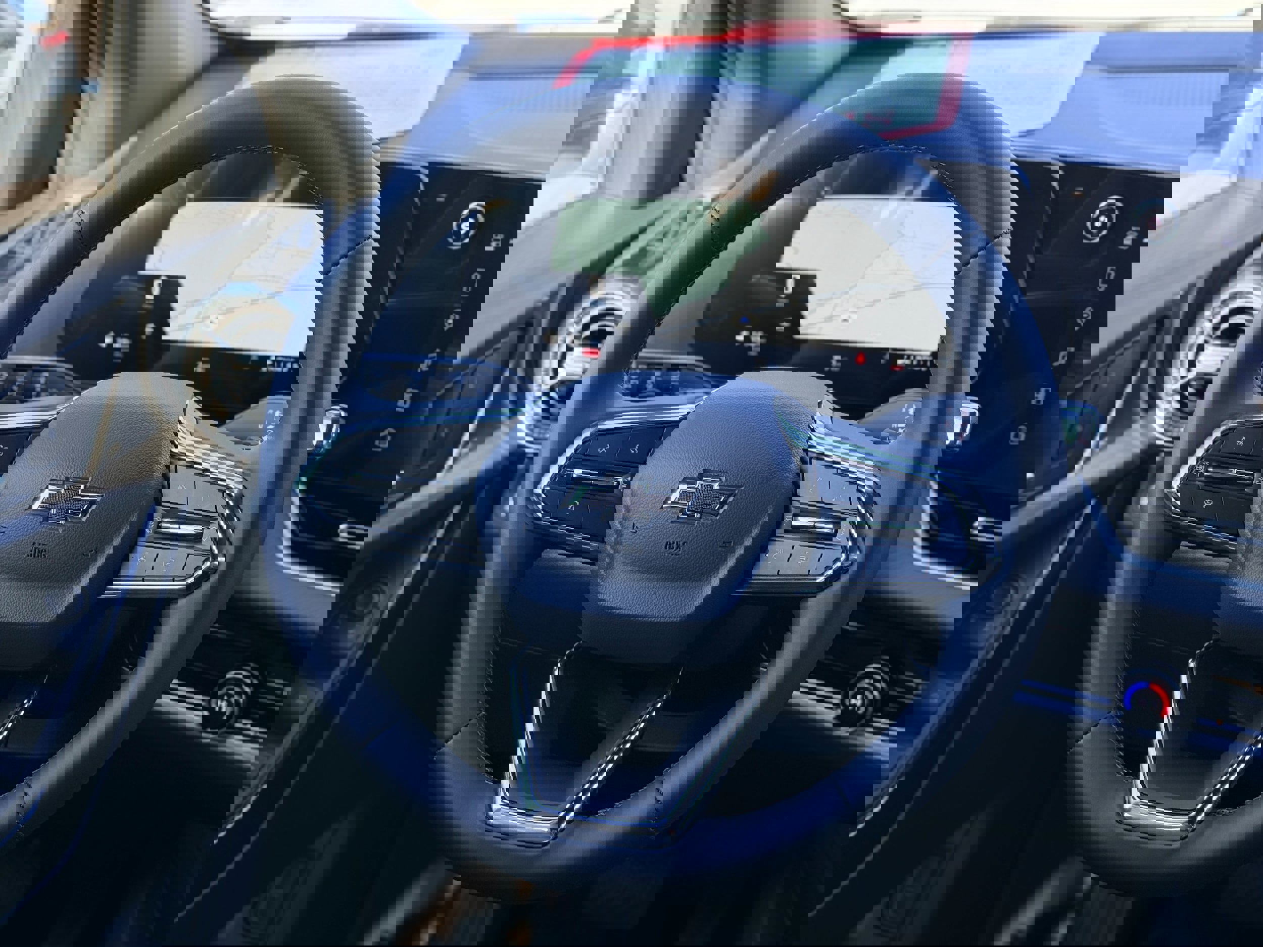 New 2026 Chevrolet Equinox LT w/ Convenience Package II image 14