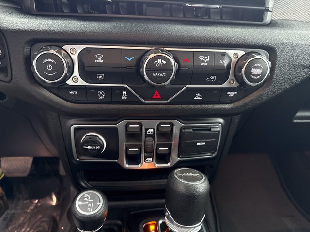 New 2026 Jeep Gladiator Sport AWD/4WD image 22
