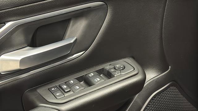 Used 2025 RAM 1500 Big Horn AWD/4WD image 21