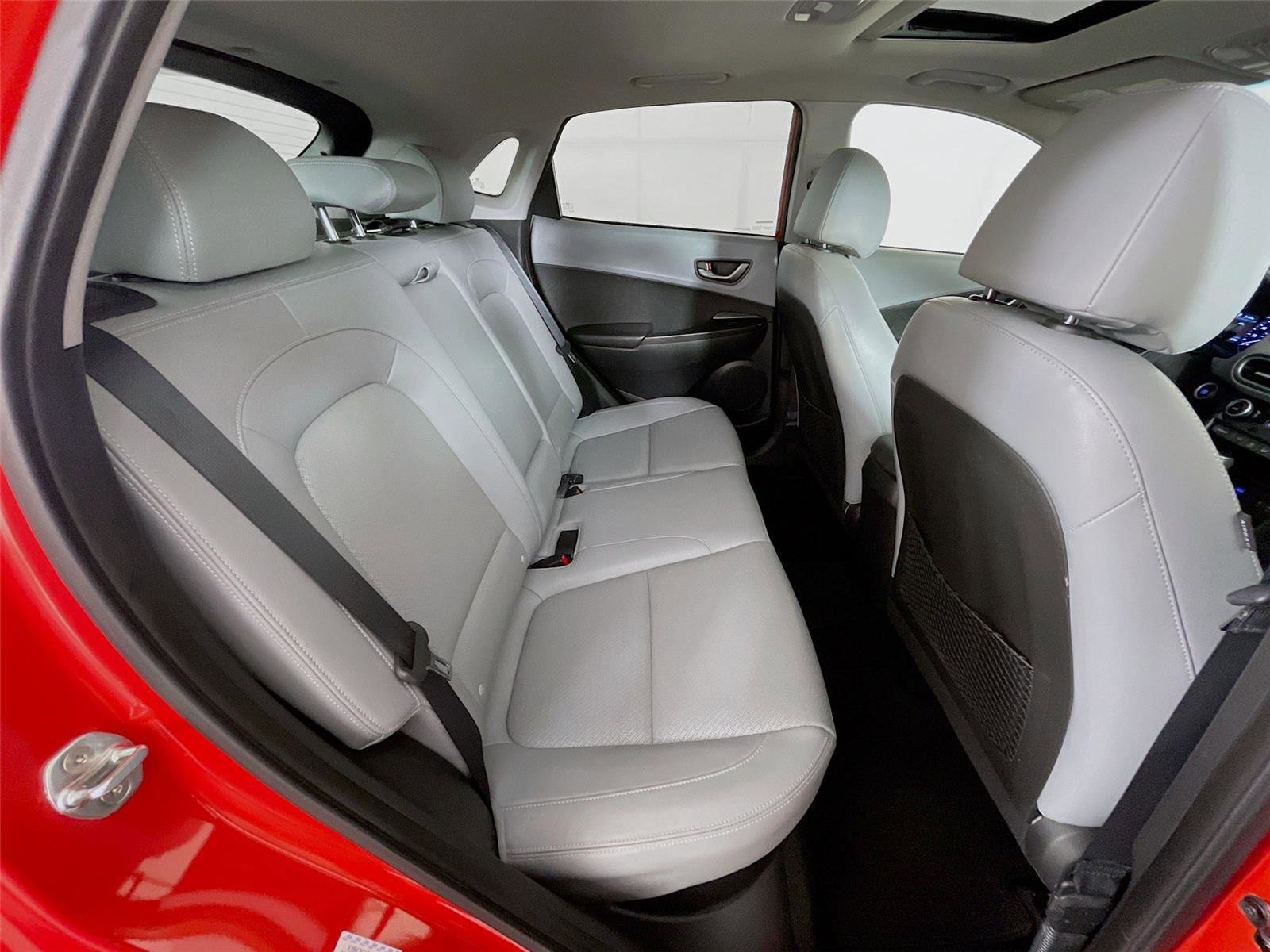 Used 2019 Hyundai Kona Limited AWD/4WD image 29