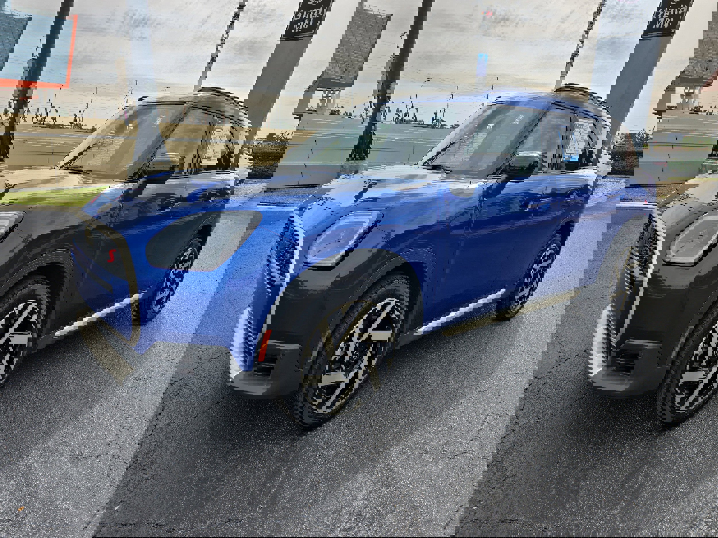 Certified 2025 MINI Cooper Countryman S image 8