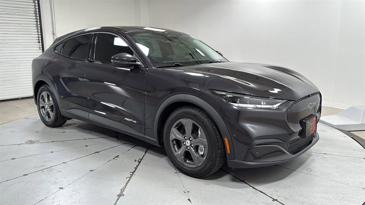 Used 2021 Ford Mustang Mach-E Select w/ Comfort/Technology Package video 3