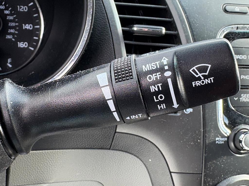 Used 2017 Kia Forte LX image 13