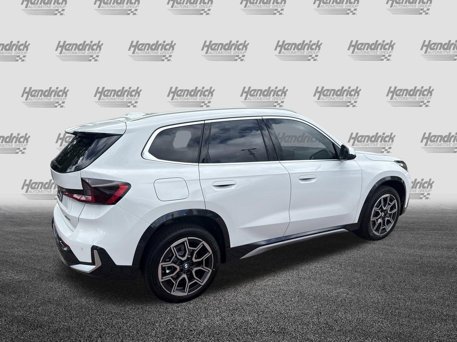 New 2026 BMW X1 xDrive28i w/ Convenience Package AWD/4WD image 9