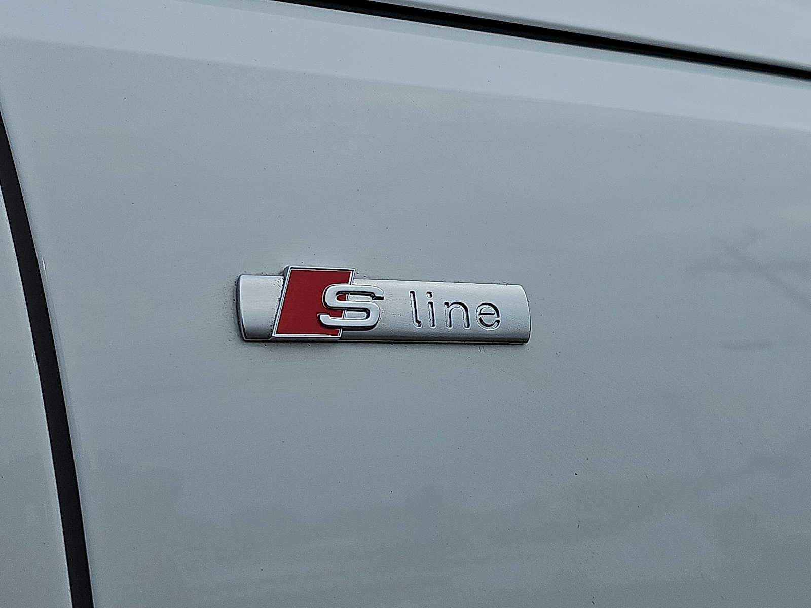 Used 2024 Audi A4 2.0T Premium w/ Convenience Package image 37