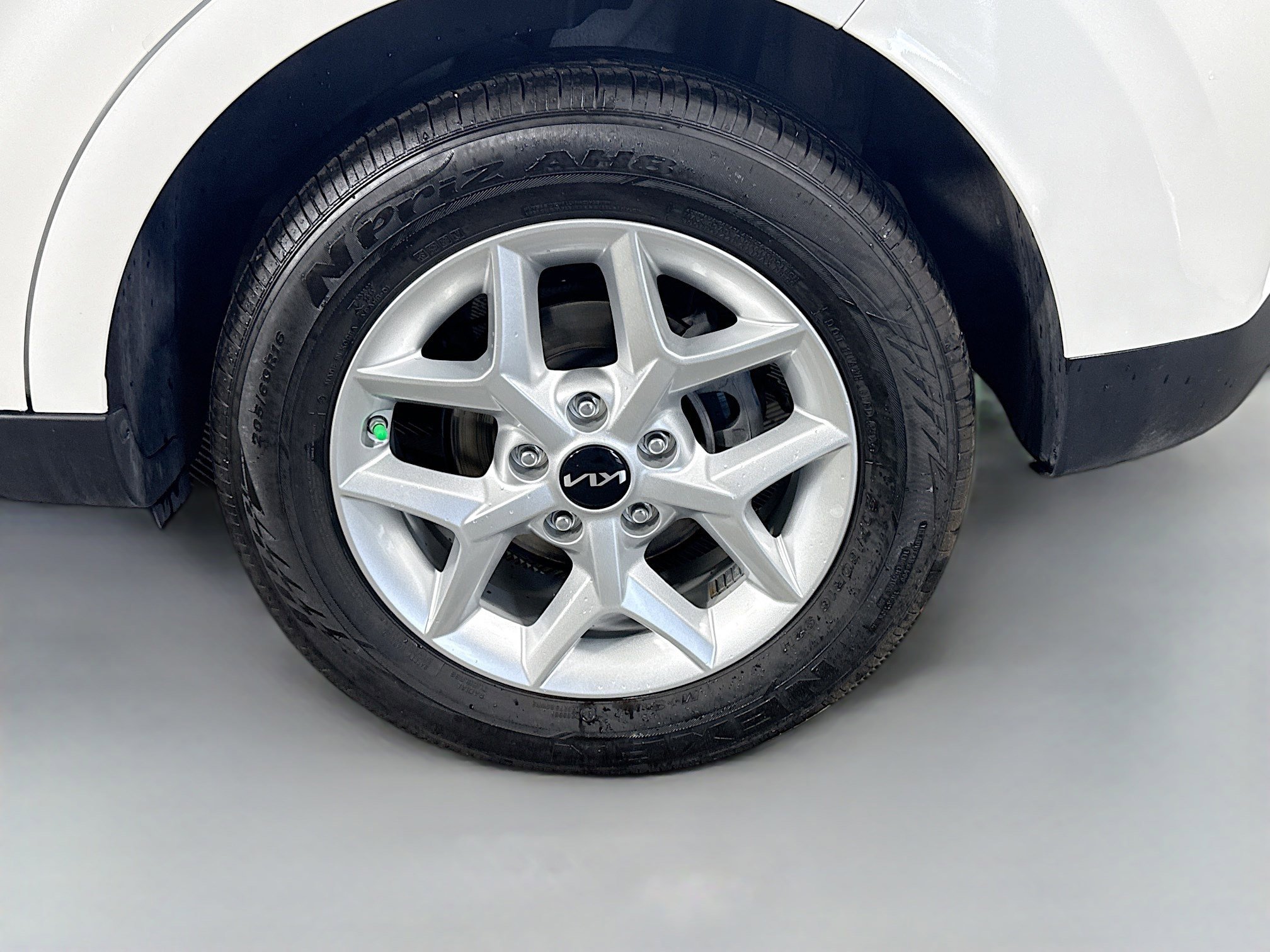 Used 2025 Kia Soul LX w/ LX Technology Package image 36