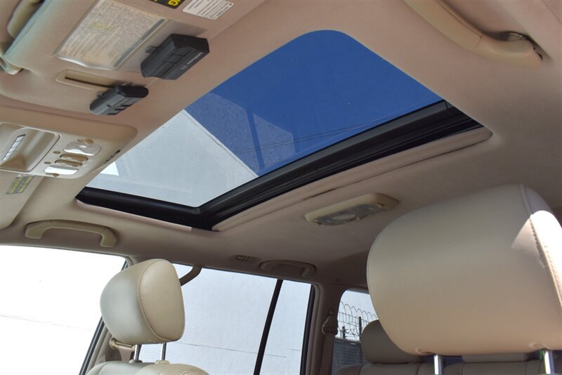 Used 2007 Lexus LX 470 4WD image 12