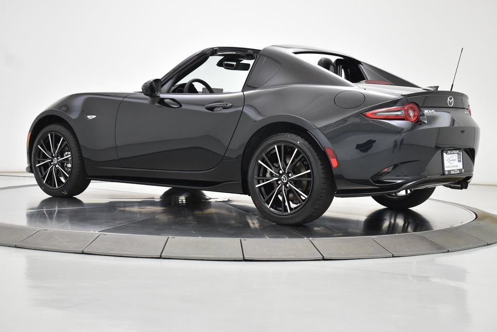 New 2026 MAZDA MX-5 Miata RF Grand Touring w/ Appearance Package RWD image 18