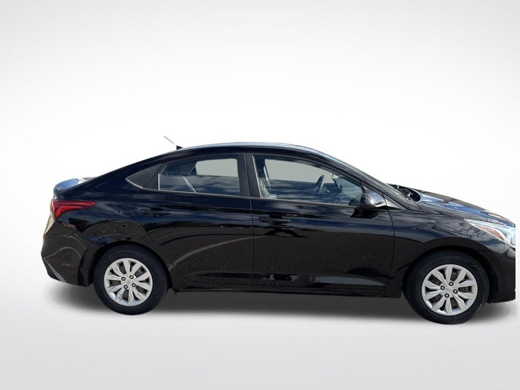 Used 2020 Hyundai Accent SE FWD image 6