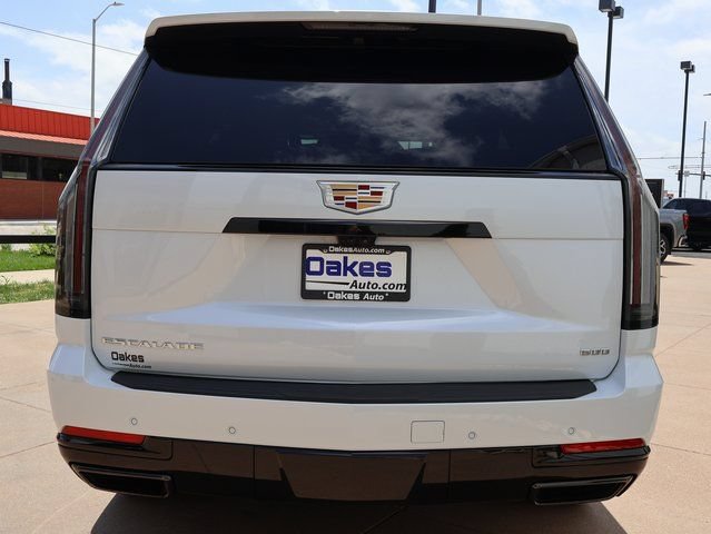 Certified 2026 Cadillac Escalade Sport w/ Touring Package AWD/4WD image 5