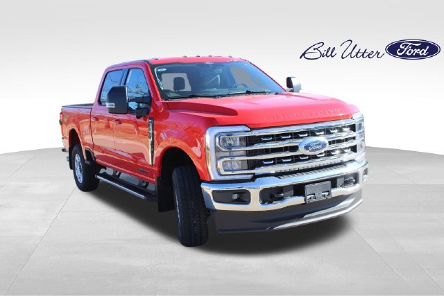 New 2026 Ford F250 XLT w/ XLT Premium Package AWD/4WD image 2