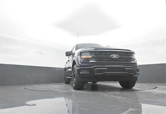 New 2026 Ford F150 XLT w/ Equipment Group 302A MID image 18